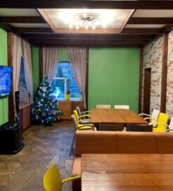 Аренда дома/дом отдыха 240 м.кв. 8 сп. мест + сауна, бильярд, камин Сумы